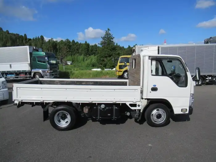 いすゞ エルフ 小型 平ボディ TKG-NJR85A H26の中古トラック画像2