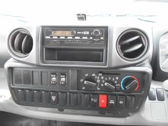 トヨタ トヨエース 小型 平ボディ Wキャブ TKG-XZU605の中古トラック画像9