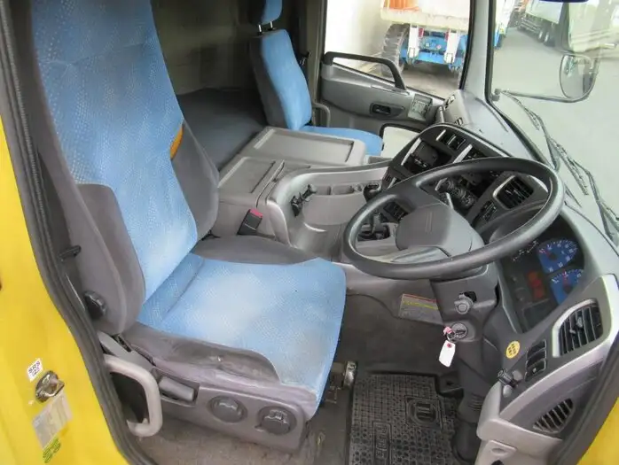 日産UD クオン 大型 車両重機運搬 エアサス ベッドの中古トラック画像5