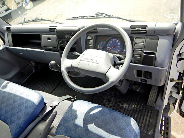 三菱 キャンター 小型 平ボディ 床鉄板 PA-FE82DE｜画像6