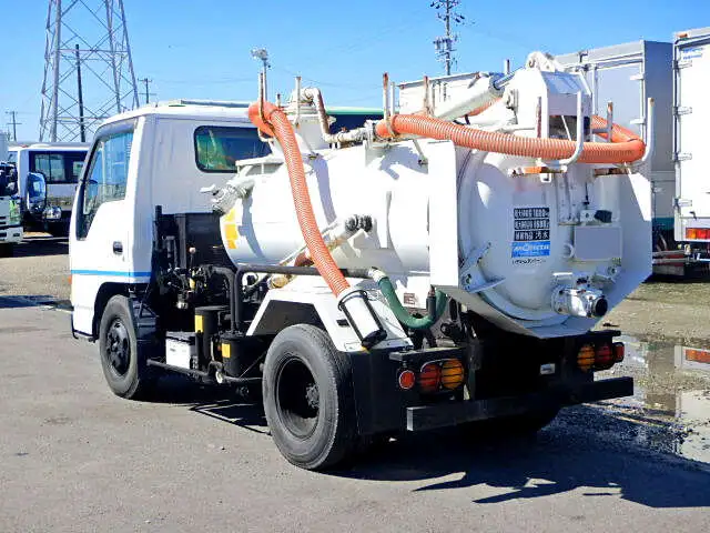 いすゞ エルフ 小型 タンク車 汚泥吸引車 KK-NKR66EPの中古トラック画像4