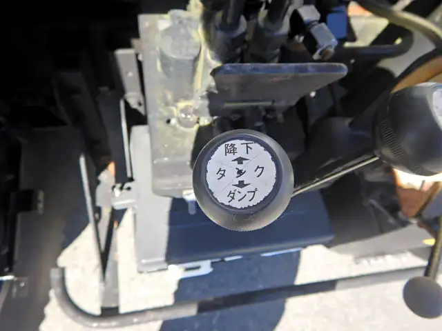 いすゞ エルフ 小型 タンク車 汚泥吸引車 KK-NKR66EPの中古トラック画像14