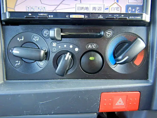 マツダ タイタン 小型 平ボディ TRG-LHR85A H28の中古トラック画像10