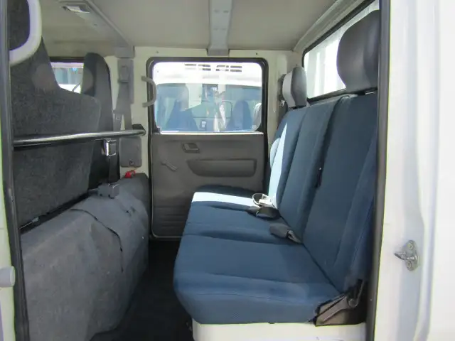 日産 アトラス 小型 平ボディ Wキャブ TPG-FEA2Wの中古トラック画像7