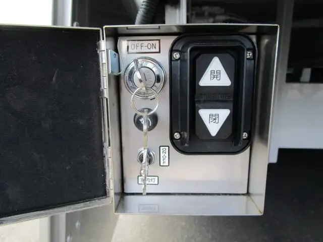国内・その他 国産車その他 トレーラー/その他 トレーラー 3軸 エアサスの中古トラック画像12