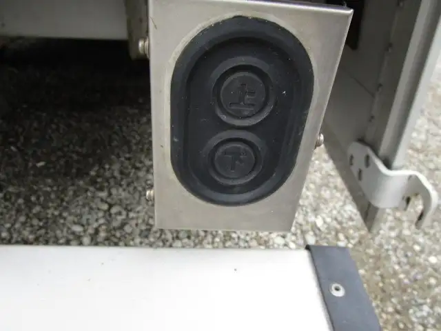 国内・その他 国産車その他 トレーラー/その他 トレーラー 2軸 エアサスの中古トラック画像9