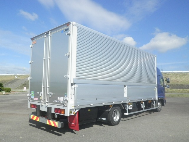 日野 レンジャー 中型/増トン ウイング エアサス ベッドの中古トラック画像2