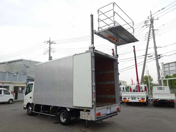日野 デュトロ 小型 アルミバン パワーゲート TPG-XZU712Mの中古トラック画像2