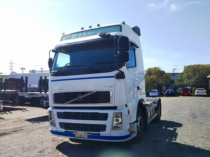 ボルボ トラック 大型 トラクター ハイルーフ 1デフの中古トラック画像1