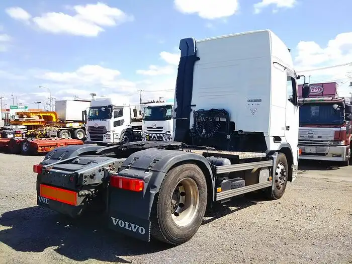 ボルボ トラック 大型 トラクター ハイルーフ 1デフの中古トラック画像2