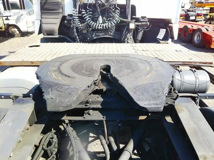 ボルボ トラック 大型 トラクター の中古トラック【車両No