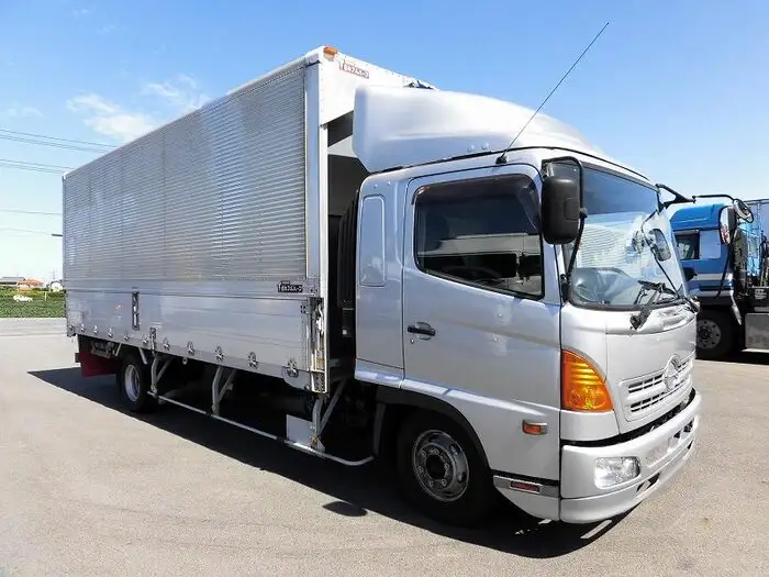 日野 レンジャー 中型/増トン ウイング ベッド BDG-FD8JLWAの中古トラック画像4