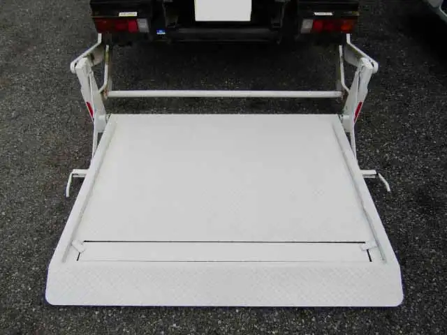 三菱 キャンター 小型 平ボディ パワーゲート TKG-FBA20の中古トラック画像5