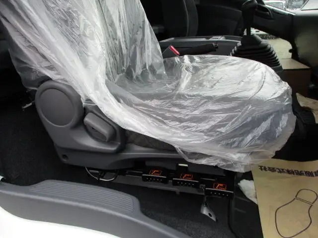 いすゞ フォワード 中型/増トン クレーン付 5段 ラジコンの中古トラック画像11