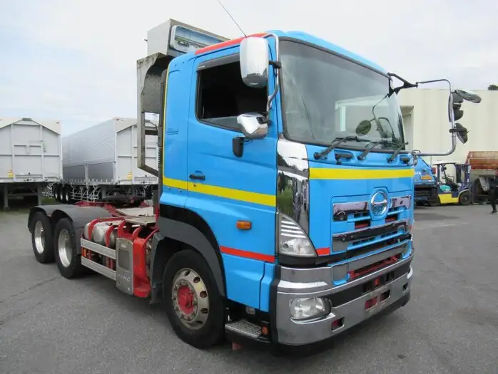 日野 プロフィア 大型 トラクター 2デフ エアサスの中古トラック画像2