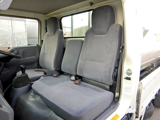 マツダ タイタン 小型 タンク車 ローリー BKG-LJR85A｜画像5