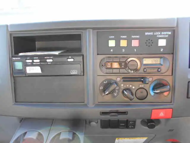 いすゞ エルフ 小型 パッカー車 Wキャブ プレス式の中古トラック画像9
