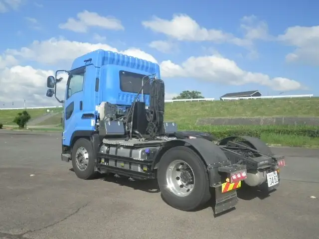 いすゞ ギガ 大型 トラクター トレーラーセット QKG-EXD52BD の