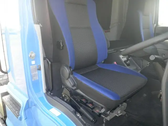 いすゞ ギガ 大型 トラクター 1デフ エアサスの中古トラック画像11