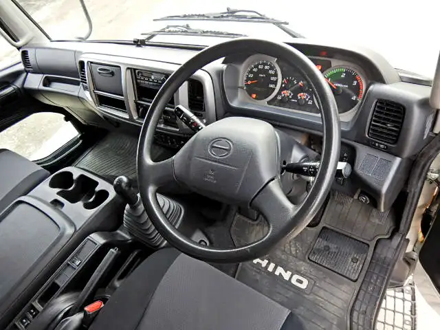 日野 レンジャー 中型/増トン 平ボディ TKG-FC9JGAP H26の中古トラック画像6