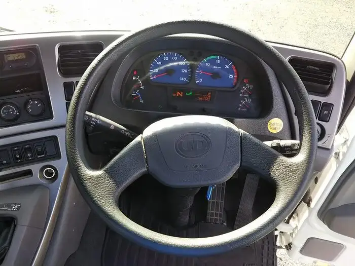 日産UD クオン 大型 トラクター ハイルーフ 1デフの中古トラック画像6
