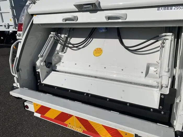 日野 デュトロ 小型 パッカー車 プレス式 2KG-XZU700Mの中古トラック画像7
