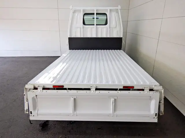 マツダ ボンゴ 小型 平ボディ ABF-SKP2L H27の中古トラック画像3