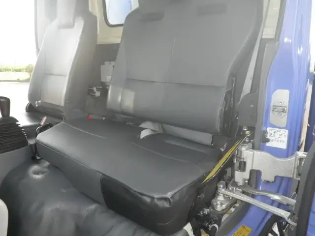 いすゞ エルフ 小型 パッカー車 プレス式 TKG-NMR85ANの中古トラック画像5