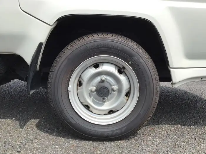 トヨタ ライトエース  平ボディ GK-KM70 H19の中古トラック画像8