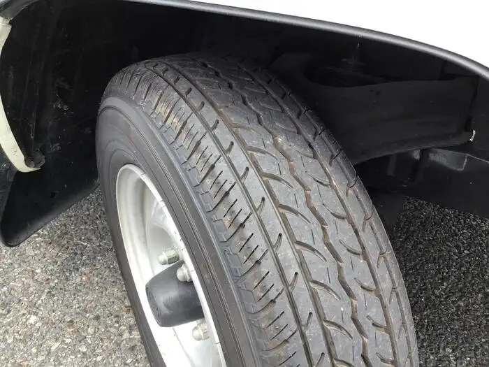 トヨタ ライトエース  平ボディ GK-KM70 H19の中古トラック画像10