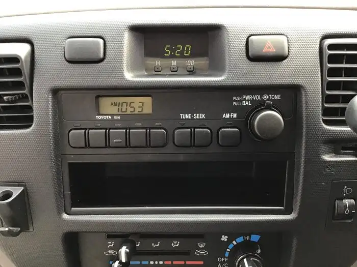 トヨタ ライトエース  平ボディ GK-KM70 H19の中古トラック画像14