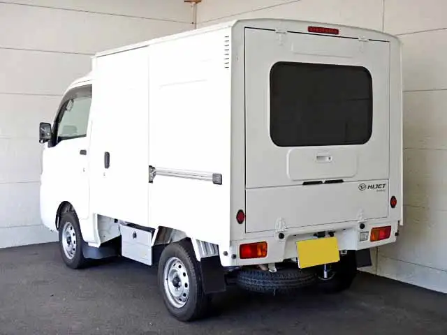 ダイハツ ハイゼット アルミバン EBD-S500P H30の中古トラック画像2