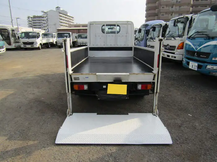 日産 アトラス 小型 平ボディ パワーゲート SKG-TZ2F24の中古トラック画像3