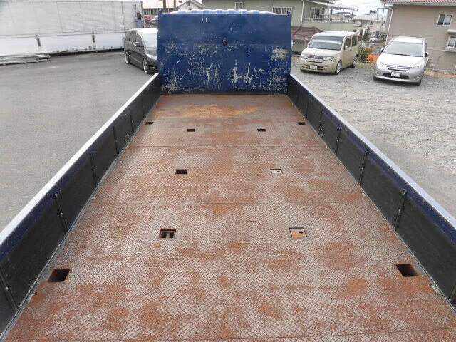 三菱 ファイター 中型/増トン 平ボディ 床鉄板 ベッド｜画像8