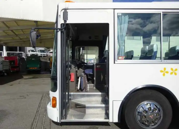 三菱 エアロスター 大型 バス 乗合バス KC-MP717Mの中古トラック画像12