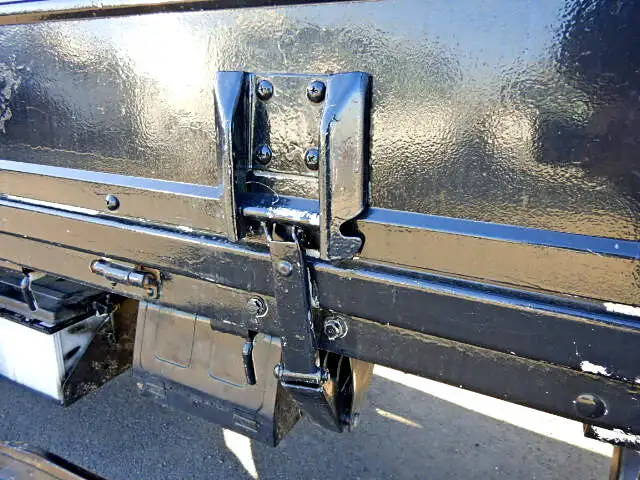 マツダ タイタン 小型 平ボディ 床鉄板 PB-LKR81ARの中古トラック画像8