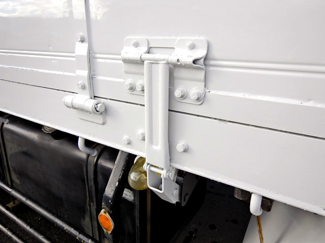 日産UD コンドル 中型 クレーン付 床鉄板 4段｜画像7