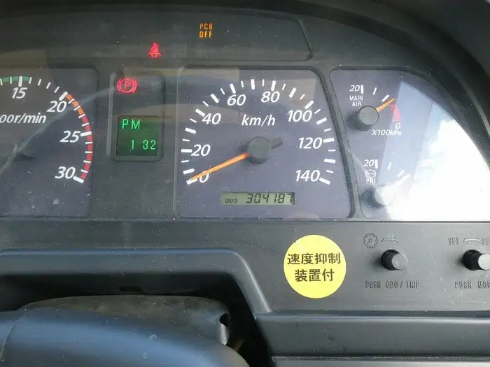 いすゞ ギガ 大型 トラクター ハイルーフ 1デフの中古トラック画像12