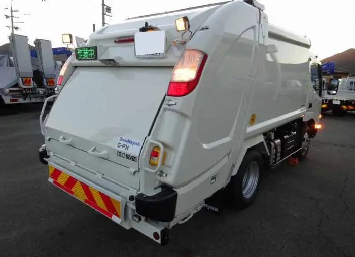 日野 デュトロ 小型 パッカー車 プレス式 2RG-XZU605Xの中古トラック画像2