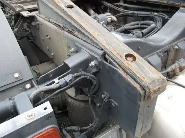 日野 プロフィア 大型 トラクター ハイルーフ 1デフの中古トラック画像8