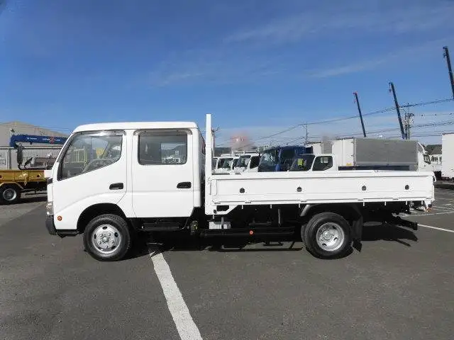 日野 デュトロ 小型 平ボディ Wキャブ BDG-XZU414Mの中古トラック画像3