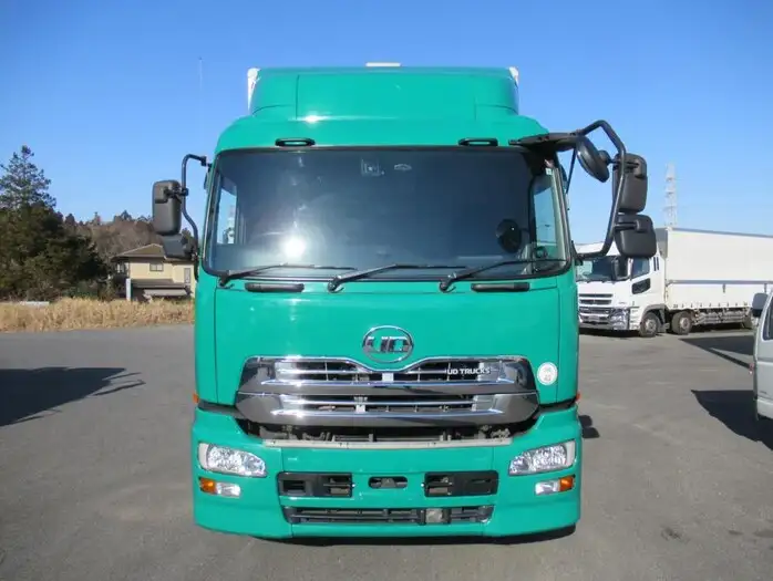 日産UD クオン 大型 ウイング パワーゲート エアサスの中古トラック画像2