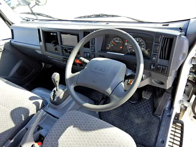 いすゞ エルフ 小型 平ボディ TRG-NNR85AR H31/R1の中古トラック画像8