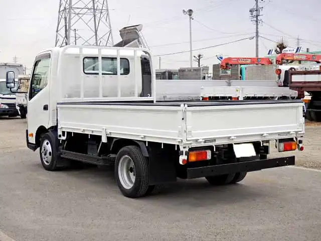 トヨタ ダイナ 小型 平ボディ 床鉄板 TKG-XZU700の中古トラック画像4