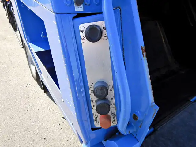 いすゞ エルフ 小型 パッカー車 プレス式 SKG-NKR85Aの中古トラック画像15