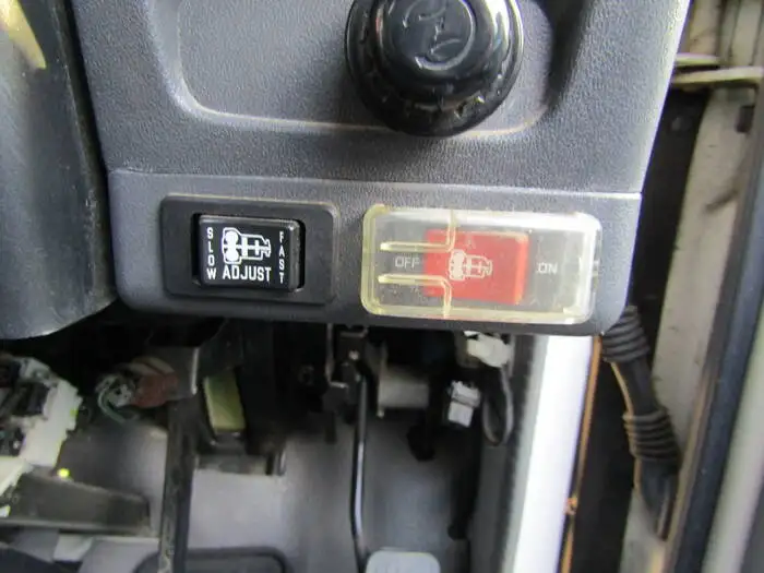 いすゞ エルフ 小型 平ボディ PB-NKR81A H17の中古トラック画像16