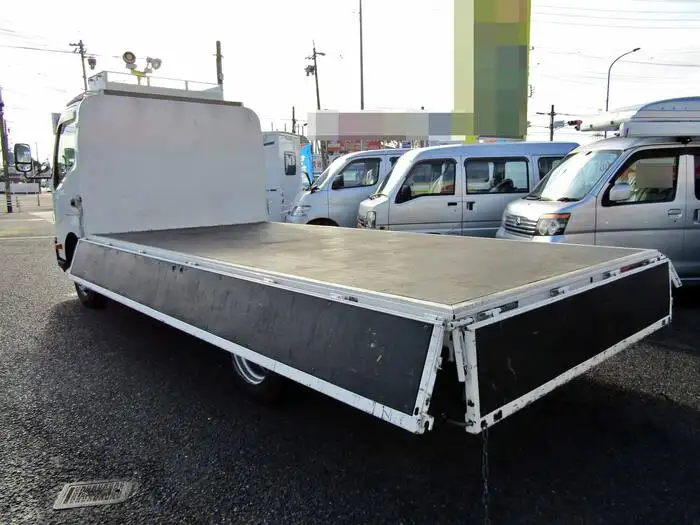 日野 デュトロ 小型 平ボディ 2RG-XZU710M H31/R1の中古トラック画像7