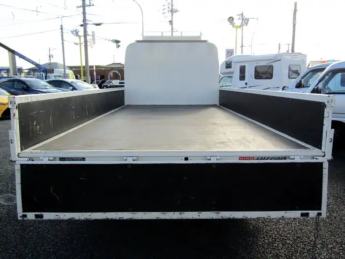 日野 デュトロ 小型 平ボディ 2RG-XZU710M H31/R1の中古トラック画像3
