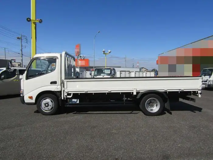 トヨタ ダイナ 小型 平ボディ TKG-XZU655 H27の中古トラック画像6