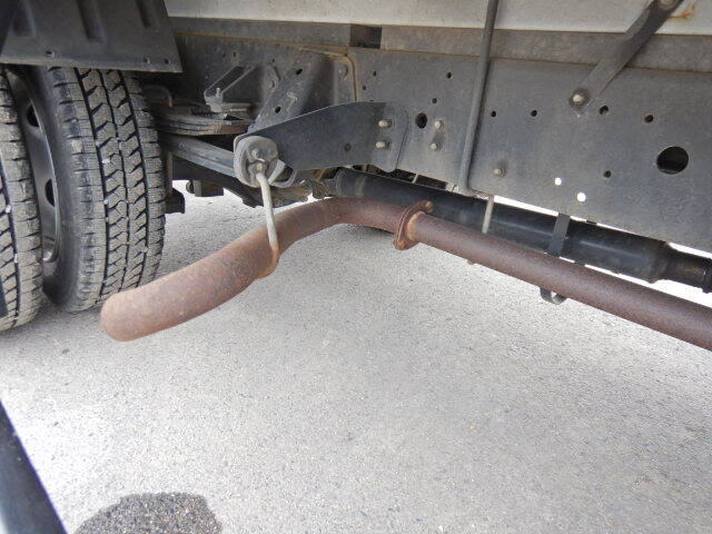 トヨタ ダイナ 小型 平ボディ 床鉄板 TDG-XZU722｜画像11